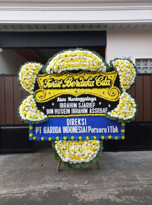 Papan Bunga Duka di Makassar